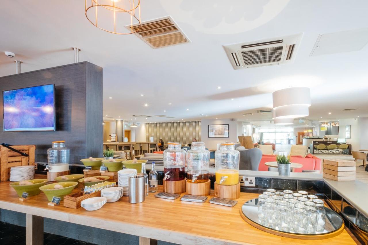 Holiday Inn Coventry M6, J2 By Ihg Esterno foto
