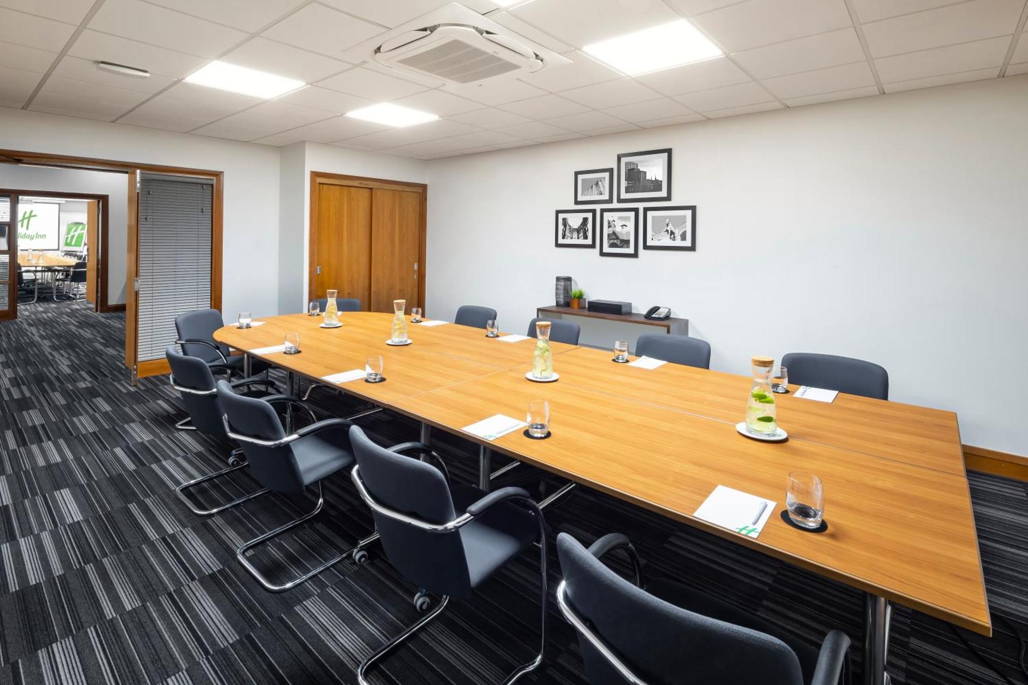 Holiday Inn Coventry M6, J2 By Ihg Esterno foto